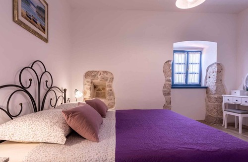 Malinska-Dubasnica Villa | Villa with terrace and pool
