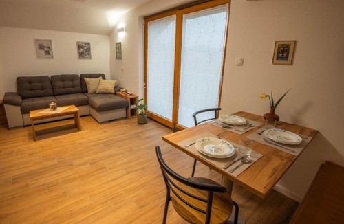Novo Mesto House | Vineyard cottage Majolka