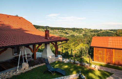 Dvor House | Vineyard cottage Na hribu