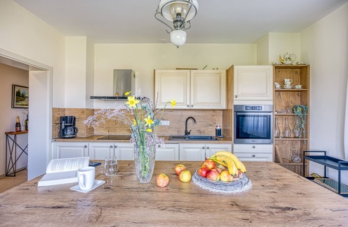Ludbreg House | Vineyard Estate w/Hot Tub Near Varaždin, Ludbreg, Croatia