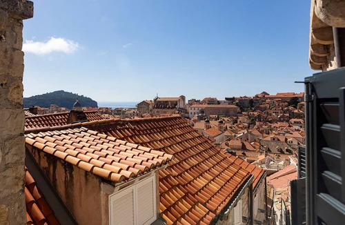 Dubrovnik Old Town Apartment | Vivaldi - Deluxe Double Room with Side City View (S3)