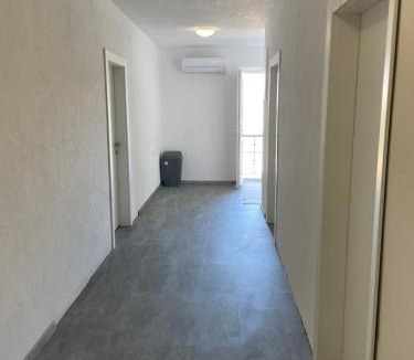 Ilirska Bistrica Hostel | VP sobe