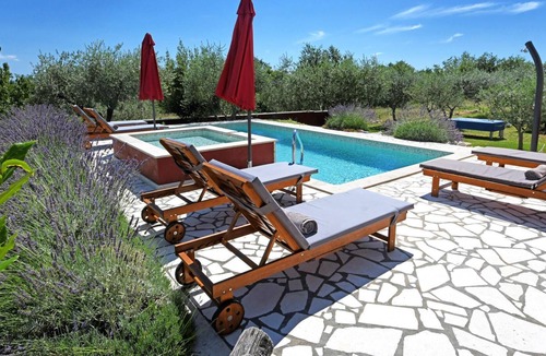 Vosteni Villa | Welcoming Family Villa, A/C, Private Pool, Large Garden, Countryside Location near Sveti Lovreč!