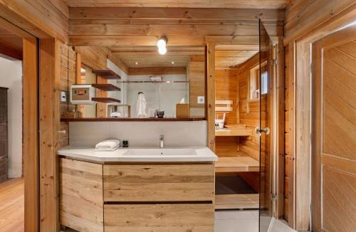 Obcina Brezovica Villa | Wellness Chalet close to Ljubljana