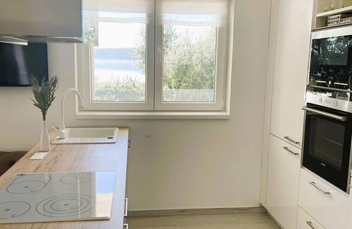 Posedarje House | Willkommen in der Villa Dobri Dupin, Ihrem Perfekten Urlaubsdomizil am Strand!