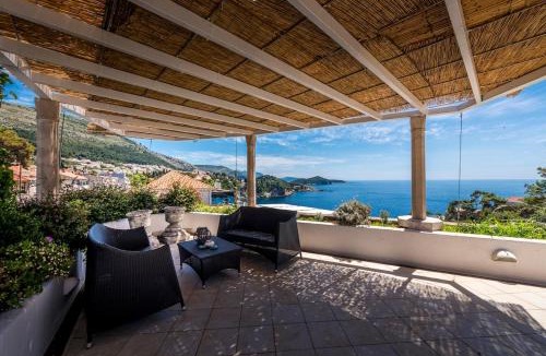 Montovjerna Villa | Wishing Tree Villa