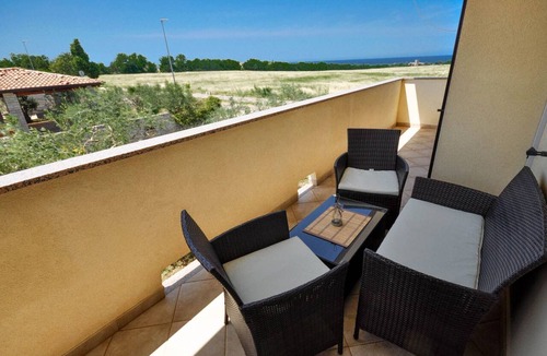 Dajla Apartment | Wohnung "Angela" mit Terrasse by Interhome