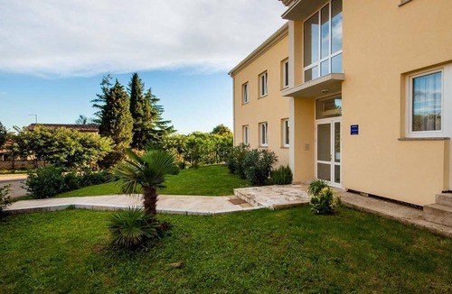 Monterol Apartment | Wohnung mit Terrasse by Interhome