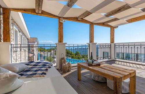 Bribir Villa | Wonderful private villa for 10 people with A/C, WIFI, private pool, TV and terrace