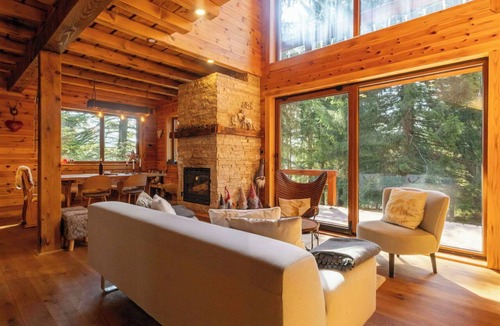 Mrkopalj House | Wonderful private villa for 6 guests with WIFI, A/C, TV, terrace and pets allowed