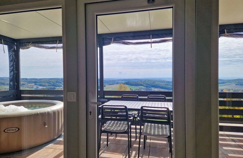 Kalnik House | Wonderful private villa with hot tub, WIFI, A/C, TV, terrace, pets allowed and panoramic view