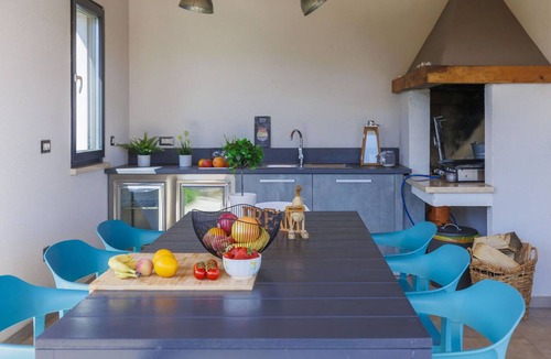 Kastelir-Labinci Villa | Wonderful private villa for 8 guests with A/C, WIFI, hot tub, private pool, TV and terrace