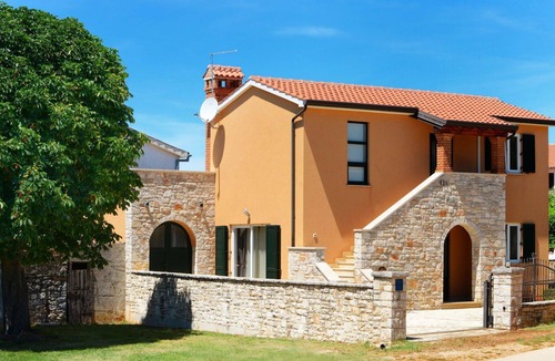 Kastelir-Labinci House | Wonderful private villa for 7 people with A/C, WIFI, TV, terrace and pets allowed
