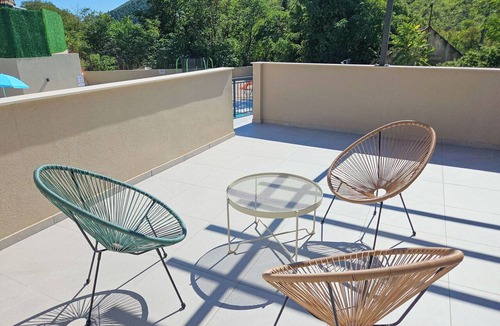 Vrgorac House | Wonderful private villa for 6 people with WIFI, A/C, private pool, TV and terrace