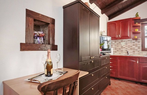 Matohanci House | Wonderful private villa for 2 guests with A/C, WIFI, TV and terrace