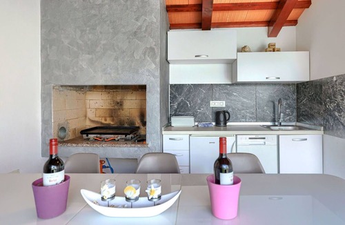 Marceljani House | Wonderful private villa for 12 guests with private pool, WIFI, A/C, TV, terrace and pets allowed