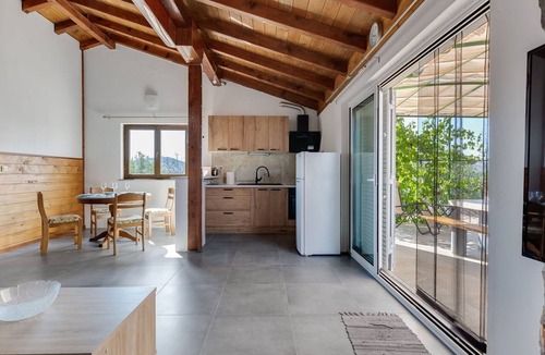 Zaton House | Wonderful private villa for 4 guests with WIFI, A/C, TV and terrace