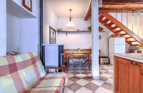 Vardica House | Wonderful villa for 3 people with WIFI, A/C, terrace and panoramic view