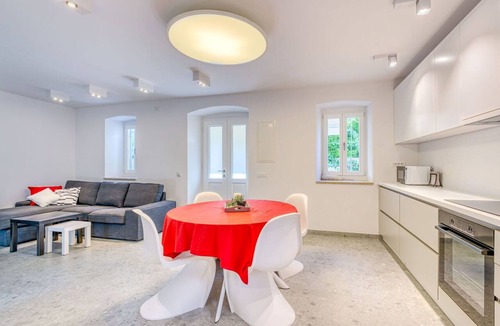 Mali Losinj House | Wonderful villa for 6 people with A/C, WIFI, TV and terrace