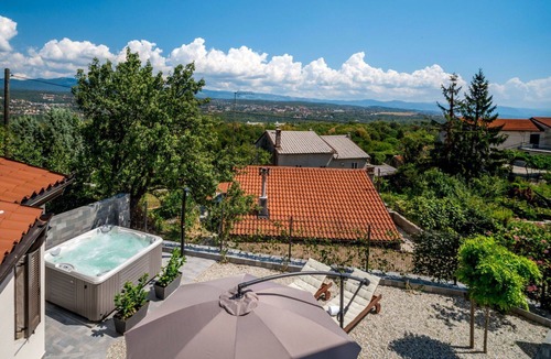 Kastav House | Wonderful villa with private pool, WIFI, A/C, TV, terrace, pets allowed and panoramic view