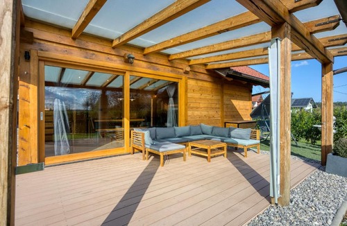Crnomelj House | Wood House Bela krajina With Sauna