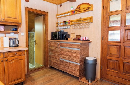 Pokupsko House | Wooden retreat with jacuzzi, sauna and nature views.
