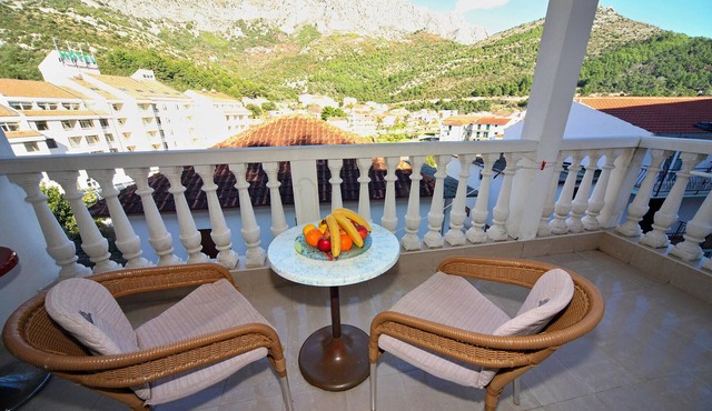 1 bedroom beautiful apartment in Drvenik
