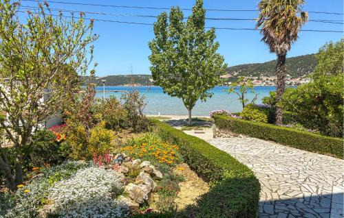 1 Bedroom Lovely Apartment In Rab Supdraga in Supetarska Draga