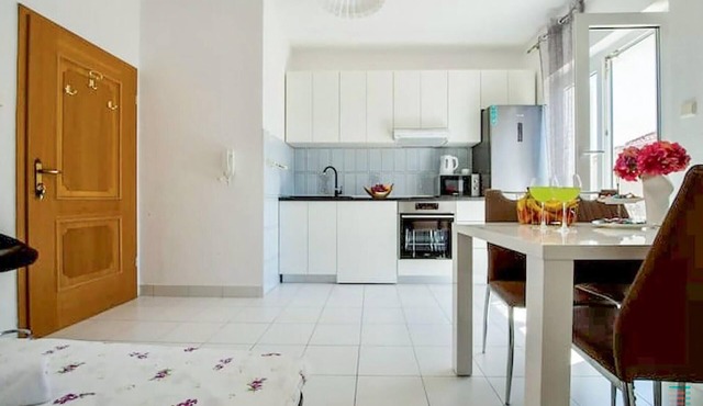 1 bedroom stunning apartment in Podstrana
