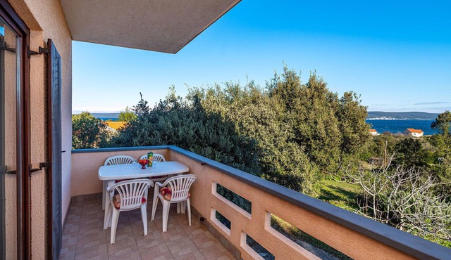 2 bedroom amazing apartment in Nevidane