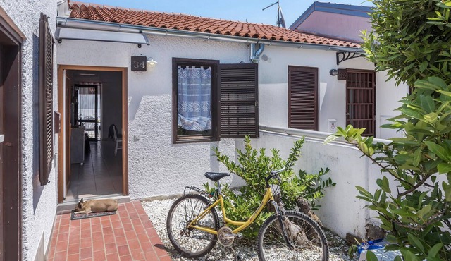 2 bedroom amazing home in Cervar Porat