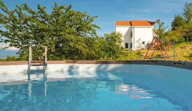 2 bedroom cozy apartment in Veprinac