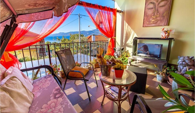 2 Bedroom Cozy Apartment In Rijeka in Rijeka