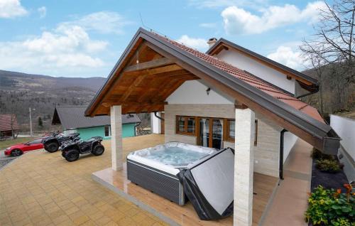2 Bedroom Stunning Home In Krasno in Krasno Polje
