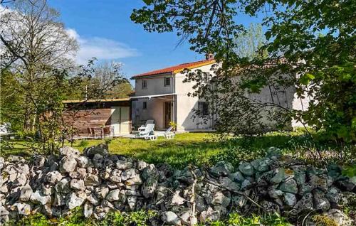 3 Bedroom Awesome Home In Lanisce