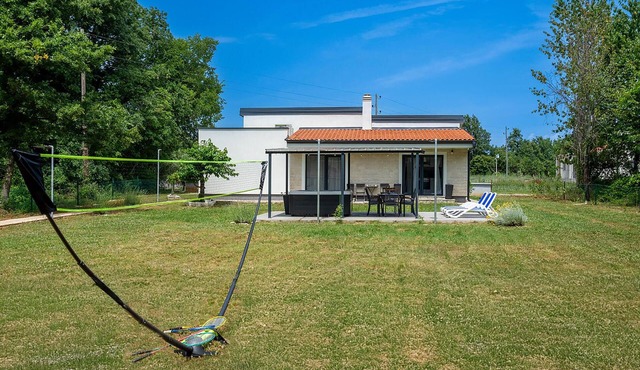 3 bedroom pet friendly home in Barban