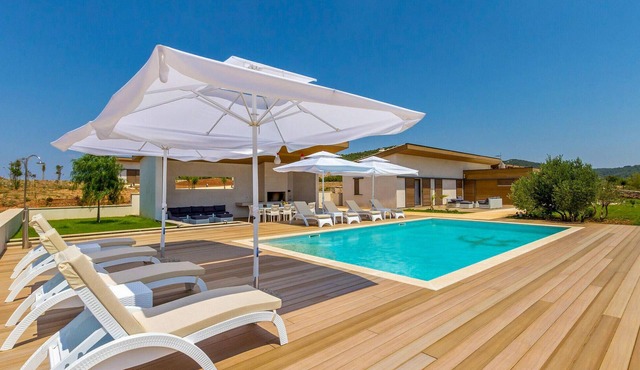 5 bedroom gorgeous home in Hvar in Hvar