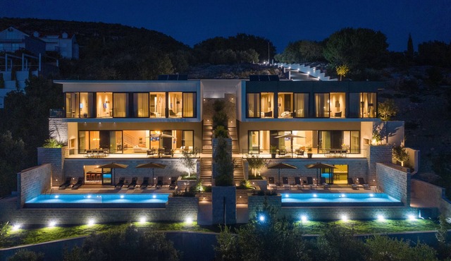 5 Bedroom Villa Elena with Infinity Pool overlooking Adriatic Sea