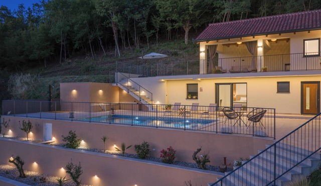 A 4-bedroom hilltop villa, with a magical view of two lakes