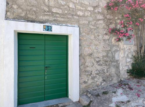A Cozy Home In the Heart of Old Murter, Croatia in Murter