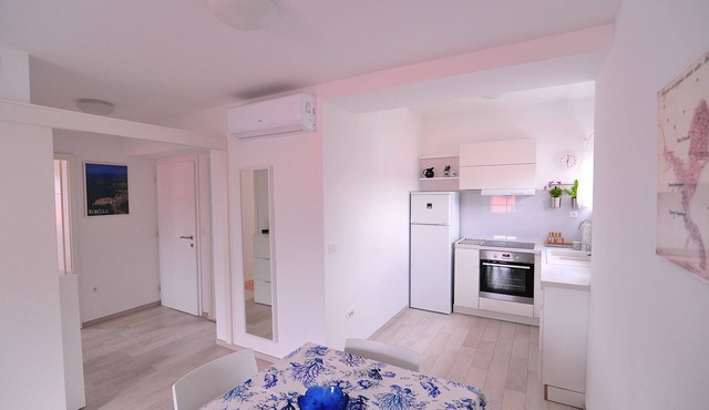 A - luxury apt in center, just 5min from beach in Korcula
