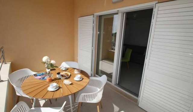 A5 - Luxurious 1-Bedroom for 3: Elegant Design & Unmatched Breathtaking Views of Slano Bay in Slano