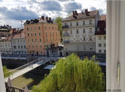 Above Ljubljanica River Apartment in Ljubljana