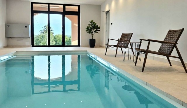 Active relaxation and total peace with an indoor pool, sauna, two hot tubs, and Bilogora landscapes. in Maglenča