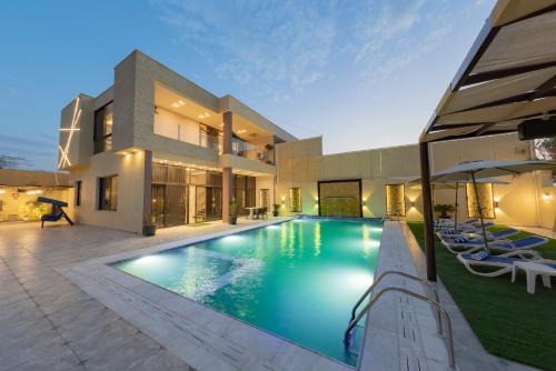 Adam's Luxury Villa DeadSea in Sowayma
