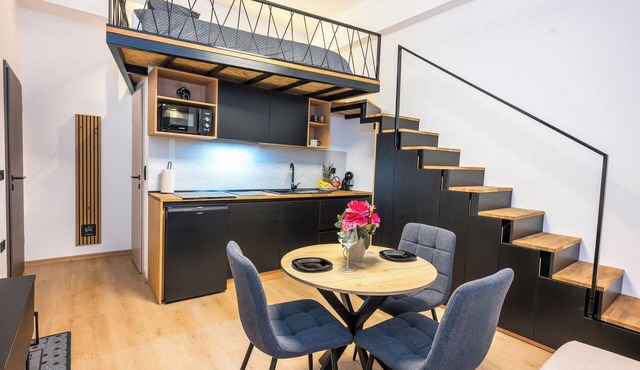 Alter 26 Urban Apartment with free parking, Koper, Slovenia in Koper