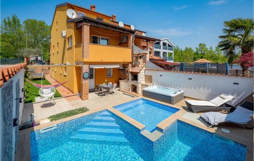Amazing Apartment In Baderna