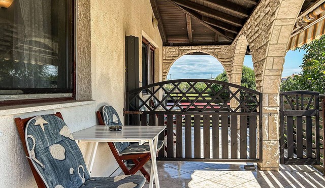 Amazing apartment in Pomer with WiFi