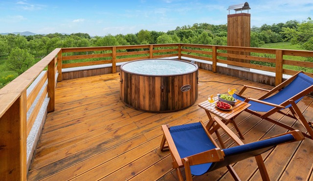 Amazing home in Bukovac Perusicki with sauna