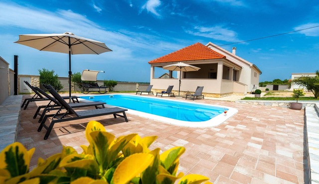 Amazing home in Benkovac